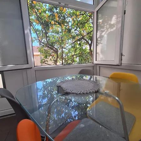 Lemon Garden Apartman