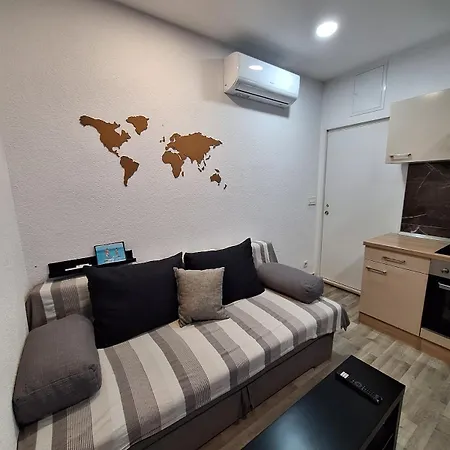 Apartman Lemon Garden *