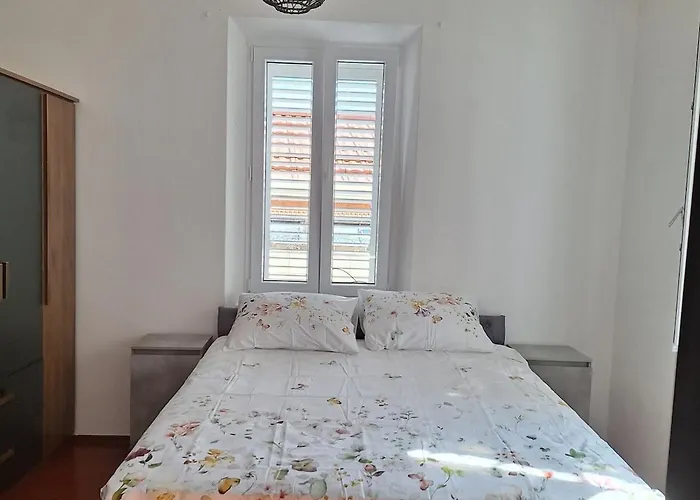 Lemon Garden دوبروفينك