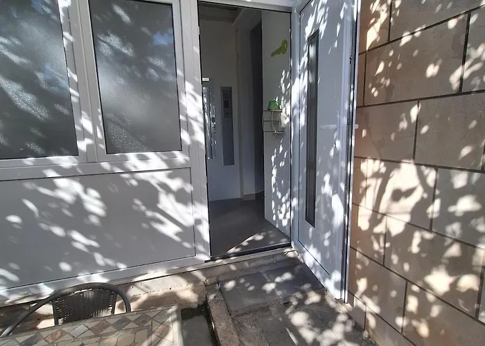 Lemon Garden دوبروفينك